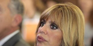 Alessandra Mussolini laureata