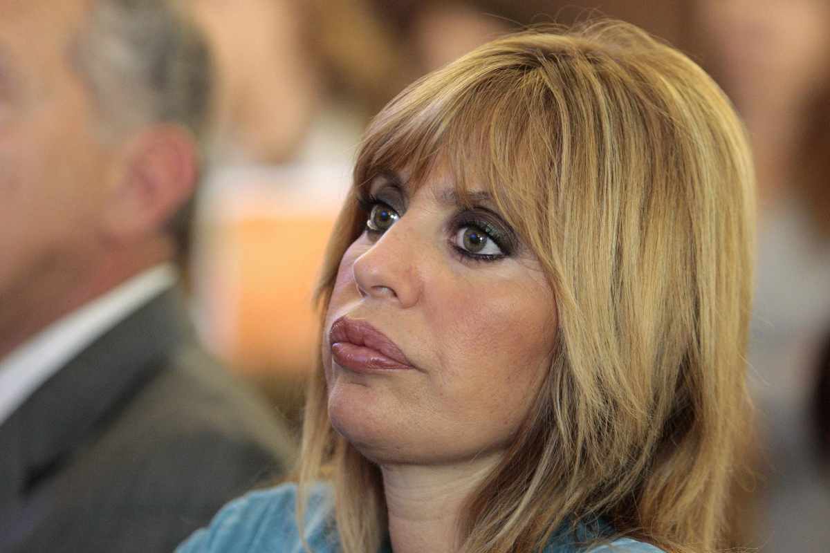 Alessandra Mussolini laureata