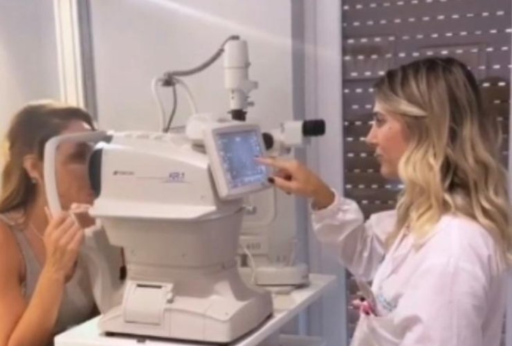 ilary blasi visita oculistica frecciatina